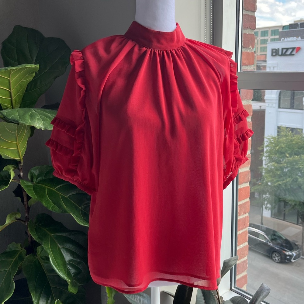 Ann Taylor Short Sleeve Blouse XS